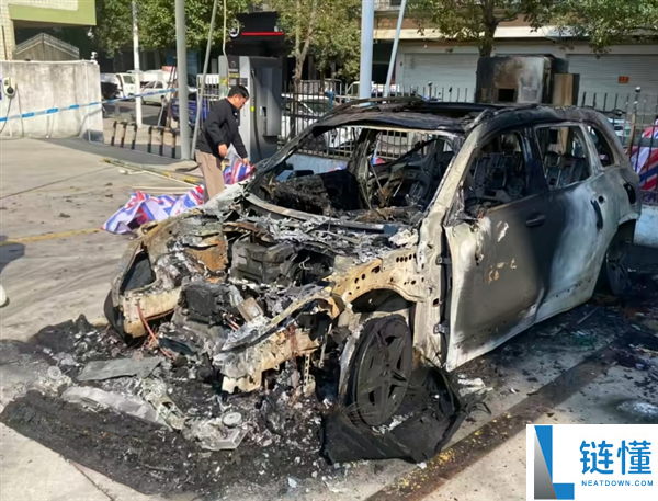 疾驰EQB充电完毕后自燃,车辆烧成架子 厂家不回应