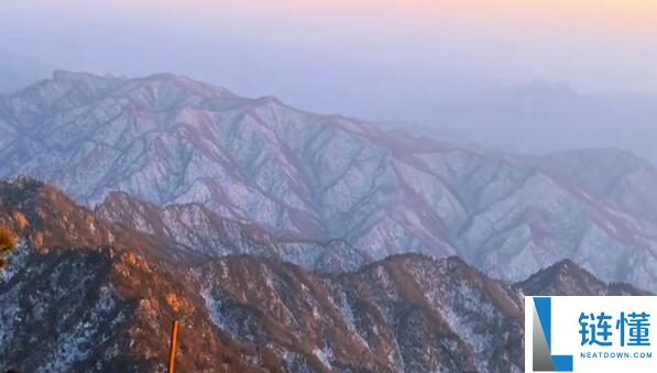 洛阳老君山陪爬爆火：有人月入5万