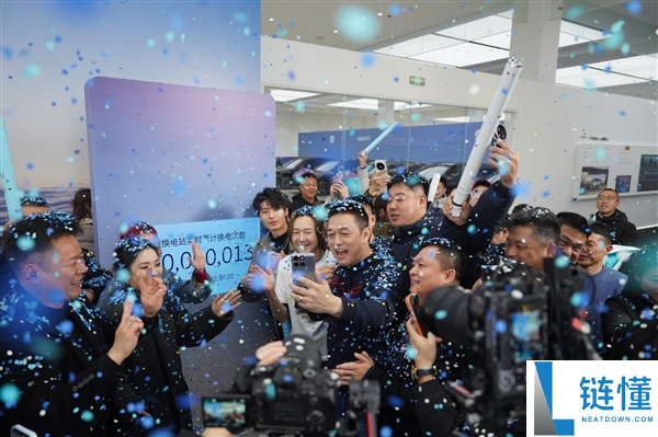 蔚来达成100000000次换电里程碑 李斌发长文感激