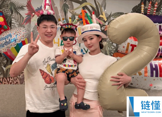 Uzi果断反对儿子直播出面,怕被收集黑子P成鬼图