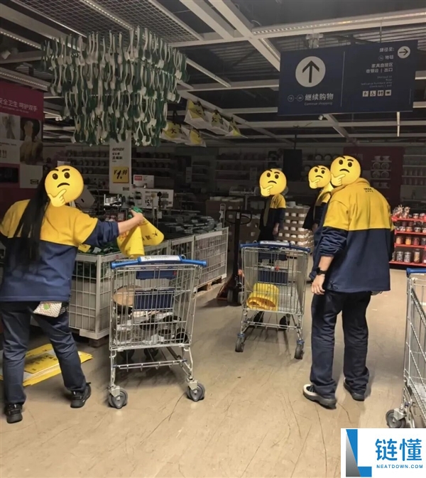 清仓的宜家 被中产们抢成了“春运现场”？