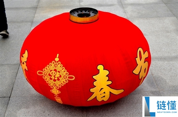 自古男女有别,正月初一贺年姿态不要弄错