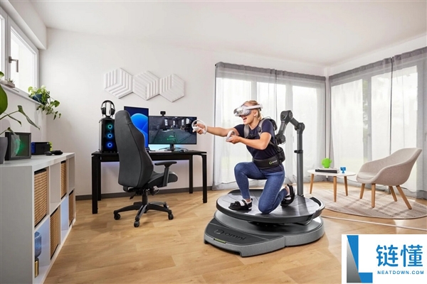 辞别原地瞬移,Virtuix 360度全向跑步机参加Made for Meta设计