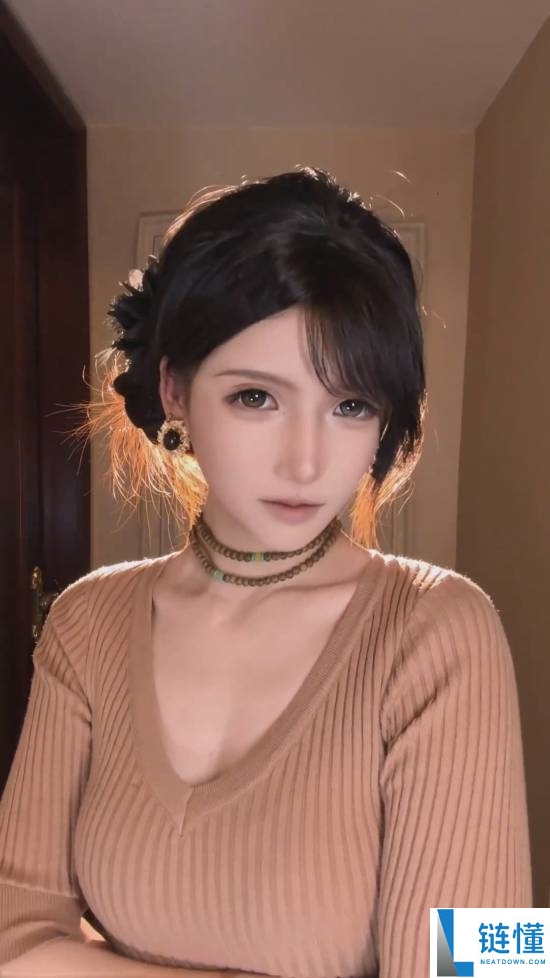 抖音第一蒂法素颜暴光,网友：老天爷赏饭吃