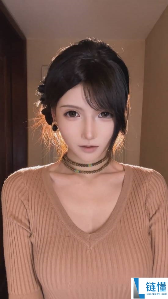 抖音第一蒂法素颜暴光,网友：老天爷赏饭吃