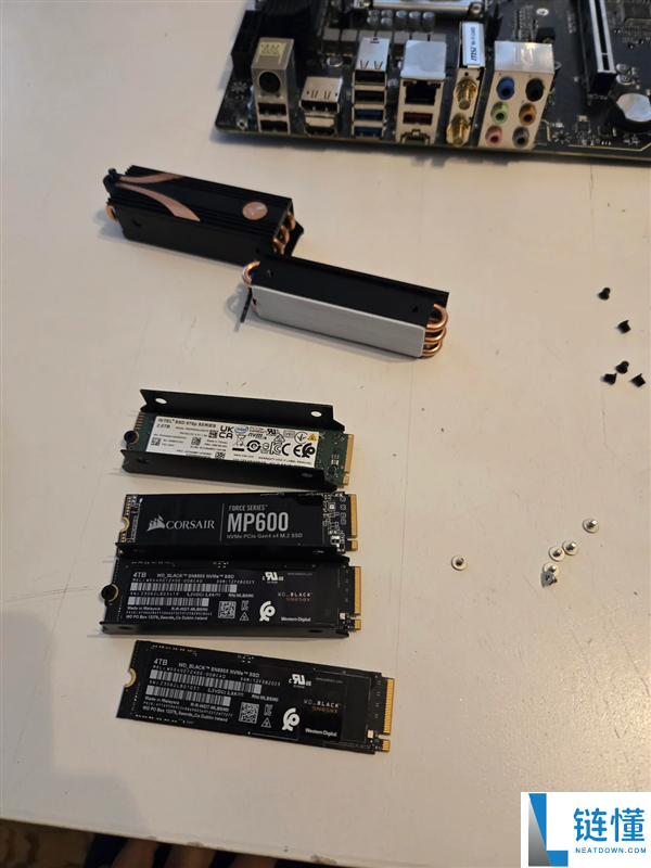 花400多元买二手Z690主板：效果附带4个SSD,总容量到达12TB