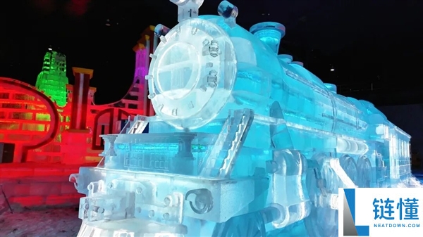 哈尔滨冰雪大世界因气温降低提早闭园：给旅客退票后 许诺下届收费看