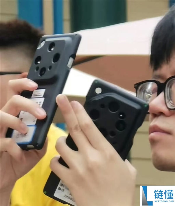 OPPO Find X9 Ultra来了：原生10倍光学变焦回归 机圈最强蛇矛大炮
