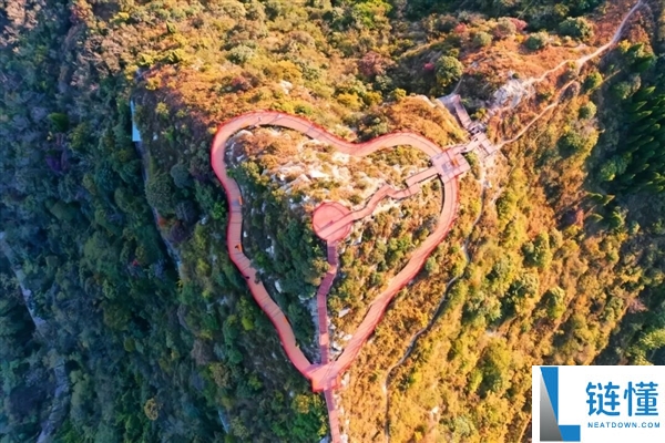 最有爱的城市在山东,连高铁站都“会比心”