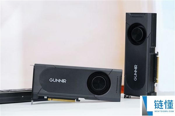 四张英特尔锐炫Pro B60显卡加持,长城世恒X-AIGC任务站图赏