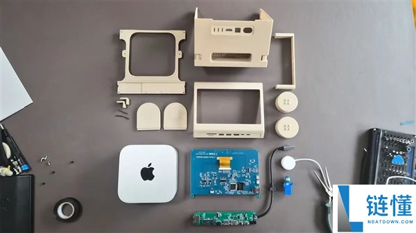 内置苹果Mac Mini,荷兰设计师打造10:1乐高积木电脑