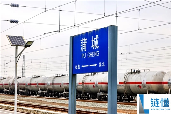 “全国最小火车站”：还没我家大呢,