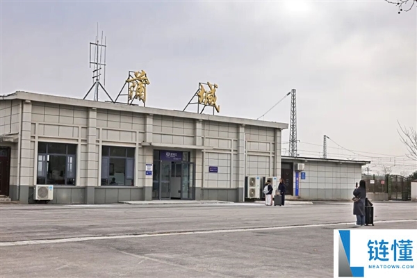 “全国最小火车站”：还没我家大呢,