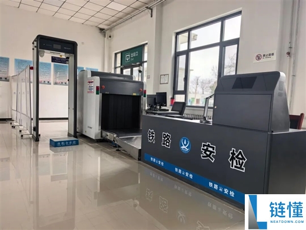 “全国最小火车站”：还没我家大呢,
