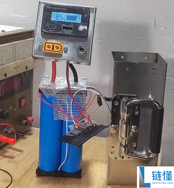 神操纵,维修师自制12V汽车应急启动电源：还能多场景供电