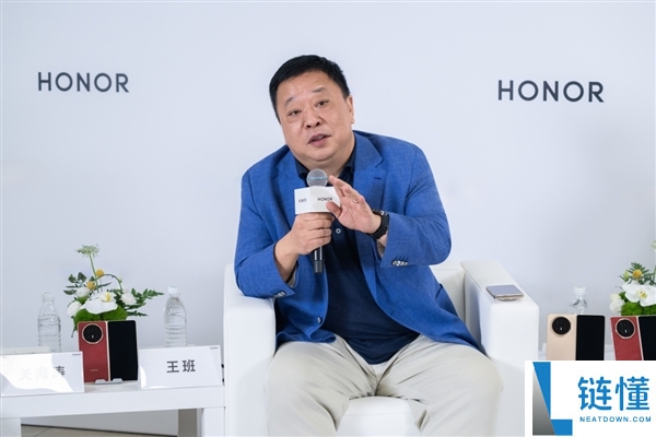 光荣CEO李健专访：Magic V6折叠屏登顶背地,是一场关于“敢分歧“的计谋包围