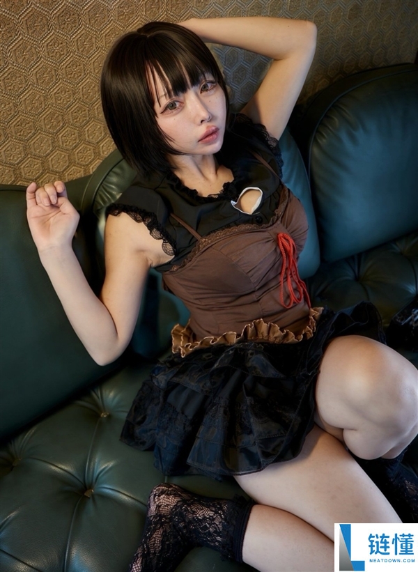 《零红蝶：重制版》Cos美图合集：西服姐妹花真棒