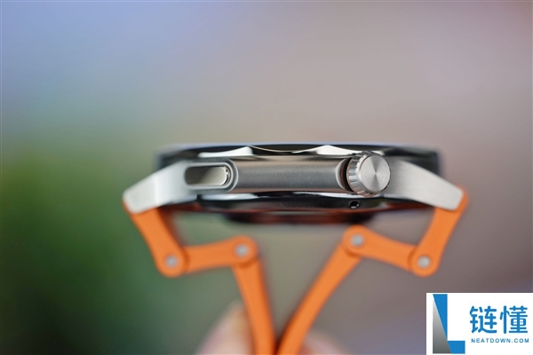 全钛打造、十二边形设计,OPPO Watch X3智妙手表图赏