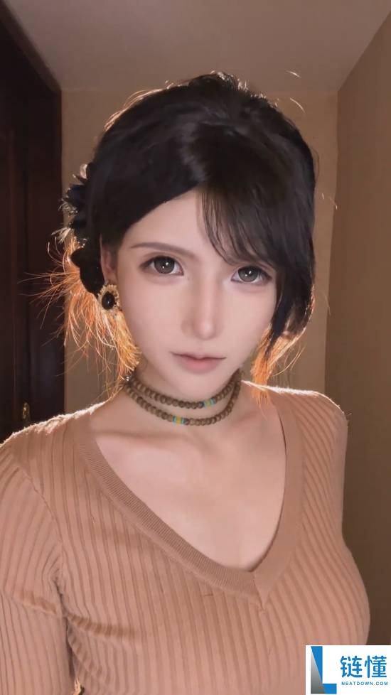 素颜曾被网友狂歌颂,“抖音第一蒂法”不演蒂法了 COS曾主任竟也这么像