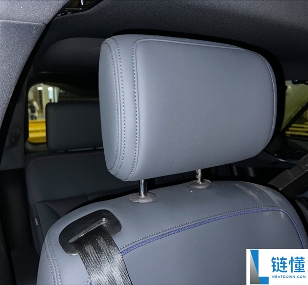 奇瑞路虎神行者实车图不测暴光:六座设计、中控配有远端屏