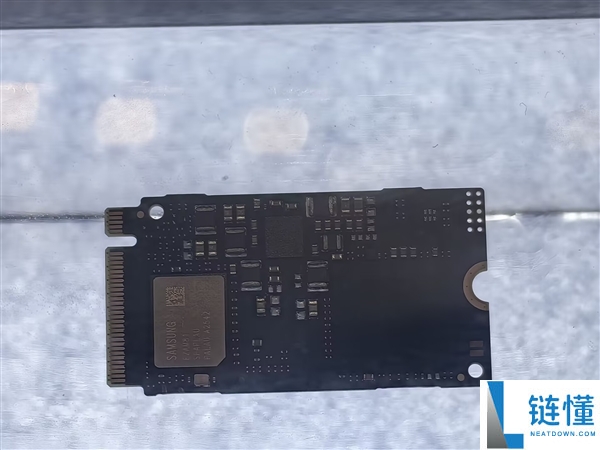 11.4GB/s,三星全新QLC硬盘表态：为小我AI计算打造