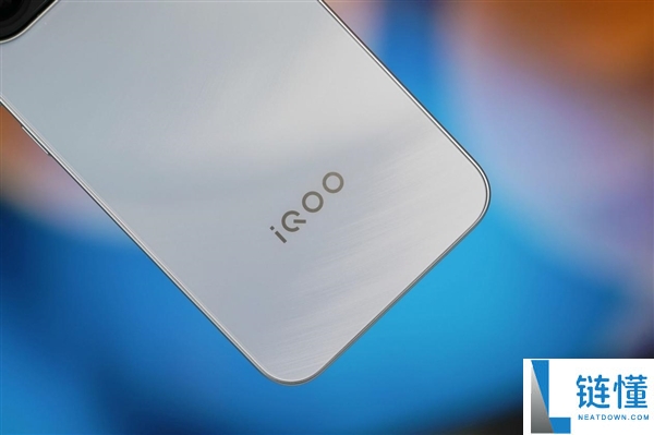 9020毫安时超大电池,iQOO Z11图赏