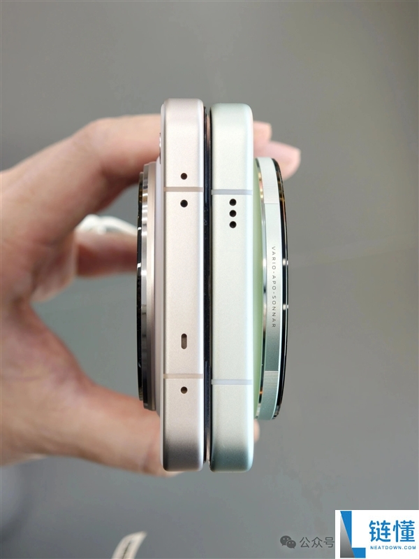 vivo X300 Ultra真机实拍：双拼色+大圆Deco 相机感实足