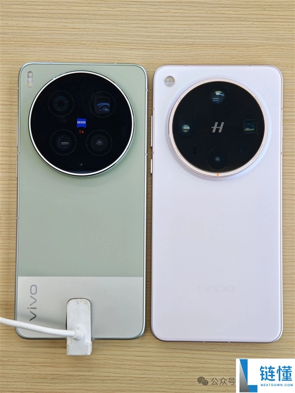 vivo X300 Ultra真机实拍：双拼色+大圆Deco 相机感实足