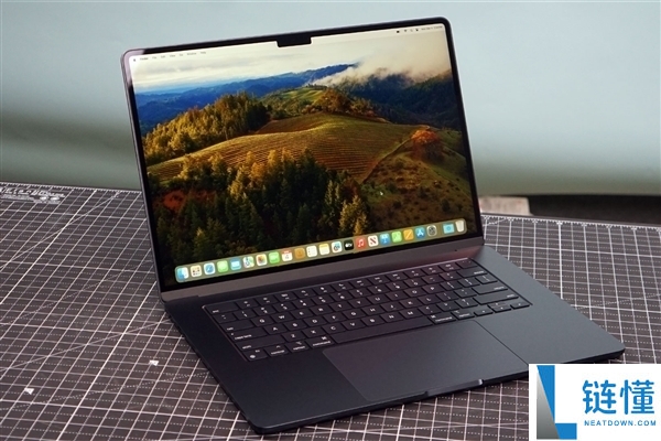 M5 Max MacBook Pro现体质差别：机能差距高达41.5%,只能换机处理