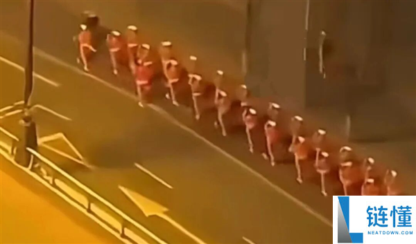 清晨5:45固定外放音乐扰民,“太原暴走团”被约谈