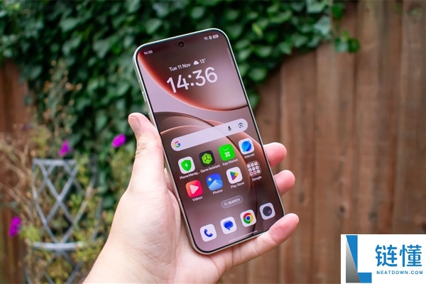 OPPO Find X9 Ultra真机偷跑：环形镜头+拼接设计 相机味实足