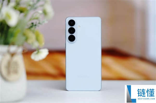 三星 Galaxy S26+ 图赏：7999 元旗舰手机，体验革命性 AI 功能