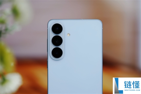 三星 Galaxy S26+ 图赏：7999 元旗舰手机，体验革命性 AI 功能