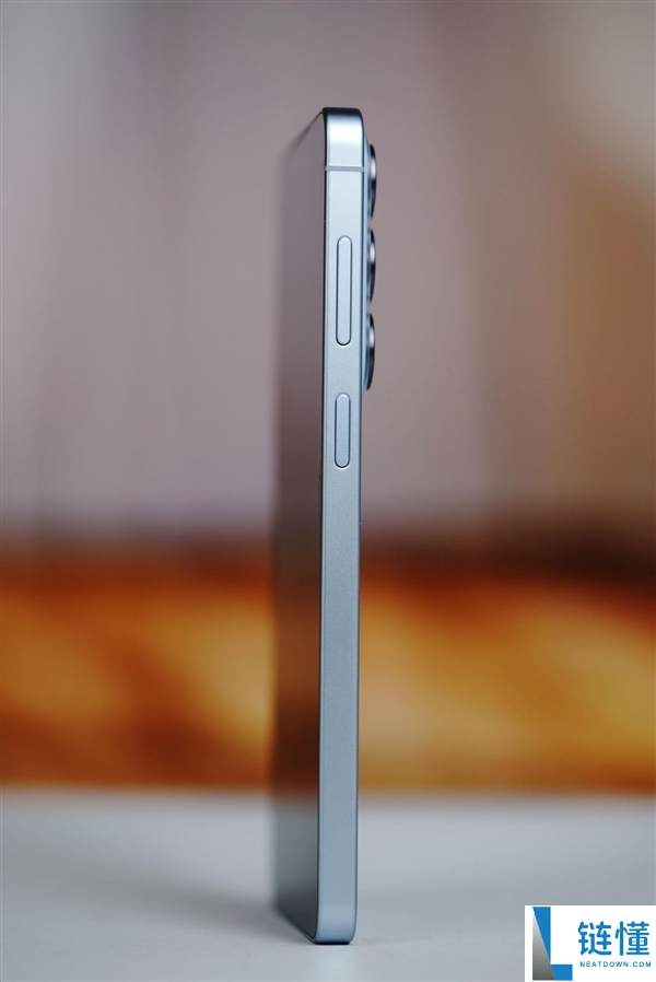 三星 Galaxy S26+ 图赏：7999 元旗舰手机，体验革命性 AI 功能