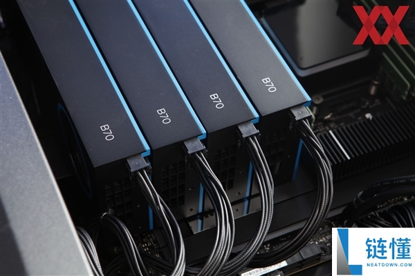 Intel 锐炫 Pro B70 专业卡首测：四卡并联功耗高达 720W