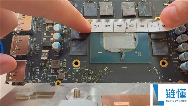 真身首曝！流产的 Intel 高端游戏显卡揭秘
