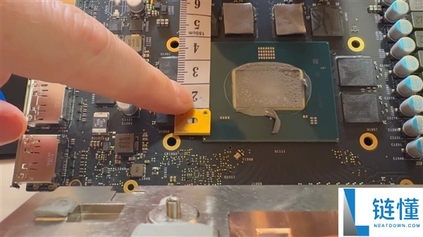 真身首曝！流产的 Intel 高端游戏显卡揭秘