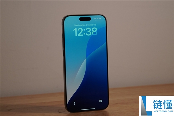 iPhone 18 Pro 加单遭拒：苹果罕见被供应商“闭门羹”，供应链风云突变