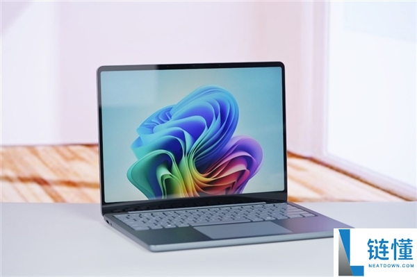 内存短缺致微软 Surface 全线涨价，凸显 MacBook 高性价比