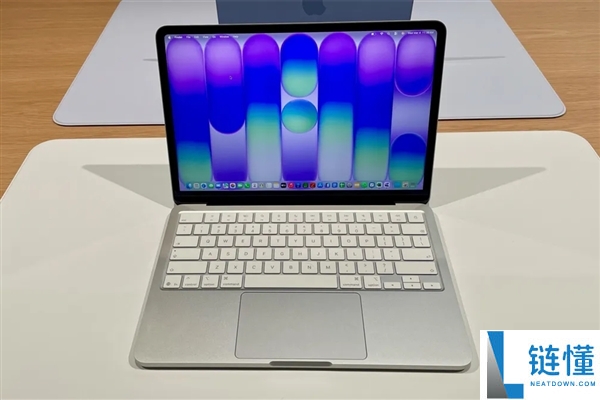 MacBook Neo 首批售罄！苹果爆款背后潜藏芯片危机