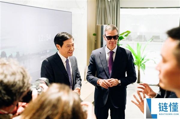 阿联酋阿布扎比王储会见小米雷军：现场会晤照片曝光