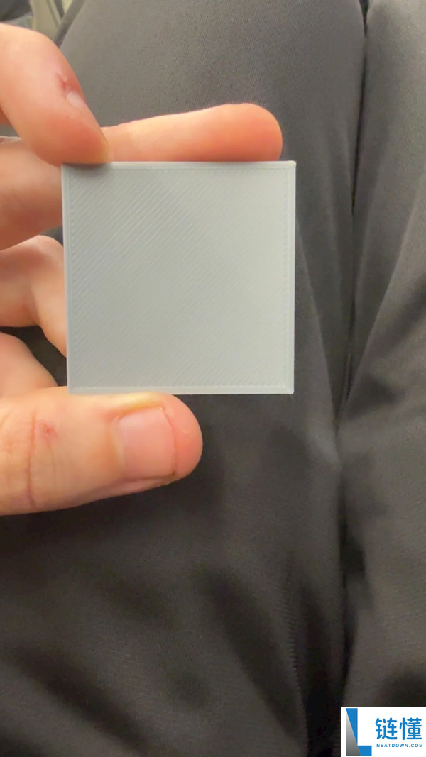贪便宜吃大亏！玩家 1400 元网购锐龙 9 9950X3D 竟只收到盖子
