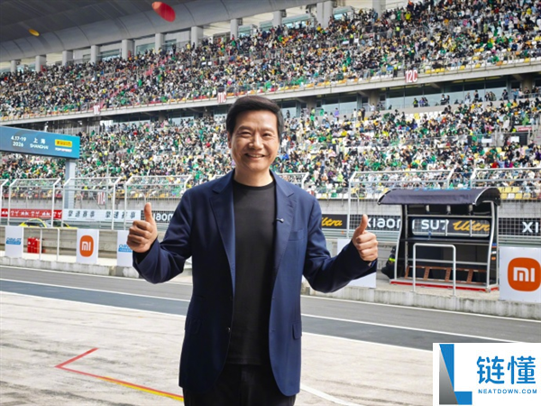 雷军现身 China GT 揭幕战！小米 YU7 与 SU7 Ultra 担纲官方医疗车及安全车