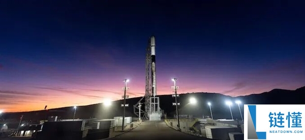 SpaceX 猎鹰火箭完成 600 次回收！星链卫星在轨数量突破 10279 颗