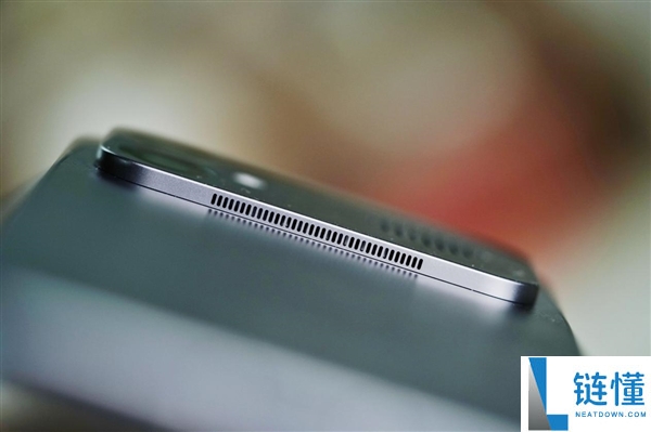 小米首款风冷手机！REDMI K90 Max 高清图赏与散热黑科技解析