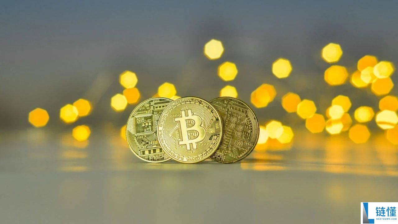 比特币价格预测：深度解析技术面与基本面交汇点