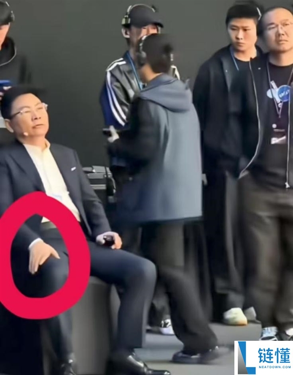 余承东缺席 3 月发布会真相：长沙摔跤致骨头难弯，伤情细节曝光