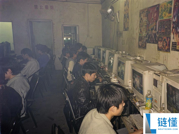 黄仁勋最担心的事:华为芯片首发搭载 DeepSeek V4,英伟达 CUDA 护城河崩塌