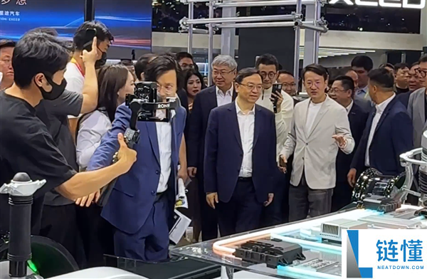 赵长江回应未接待王传福：非故意，当时刚好不在智界展台
