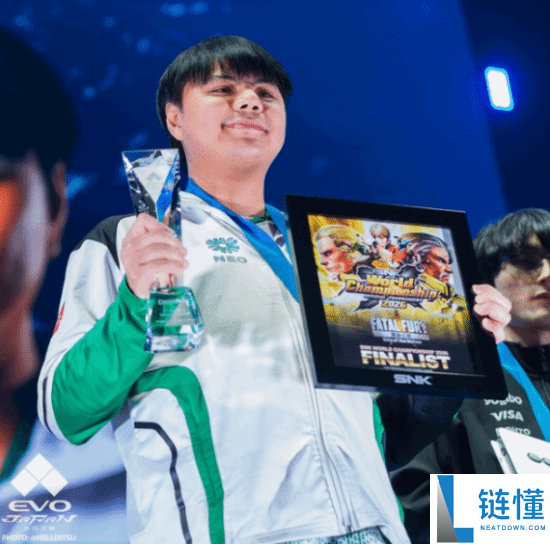 曾卓君《饿狼传说：群狼之城》再夺冠！连冠铸就格斗传奇引爆玩家热议